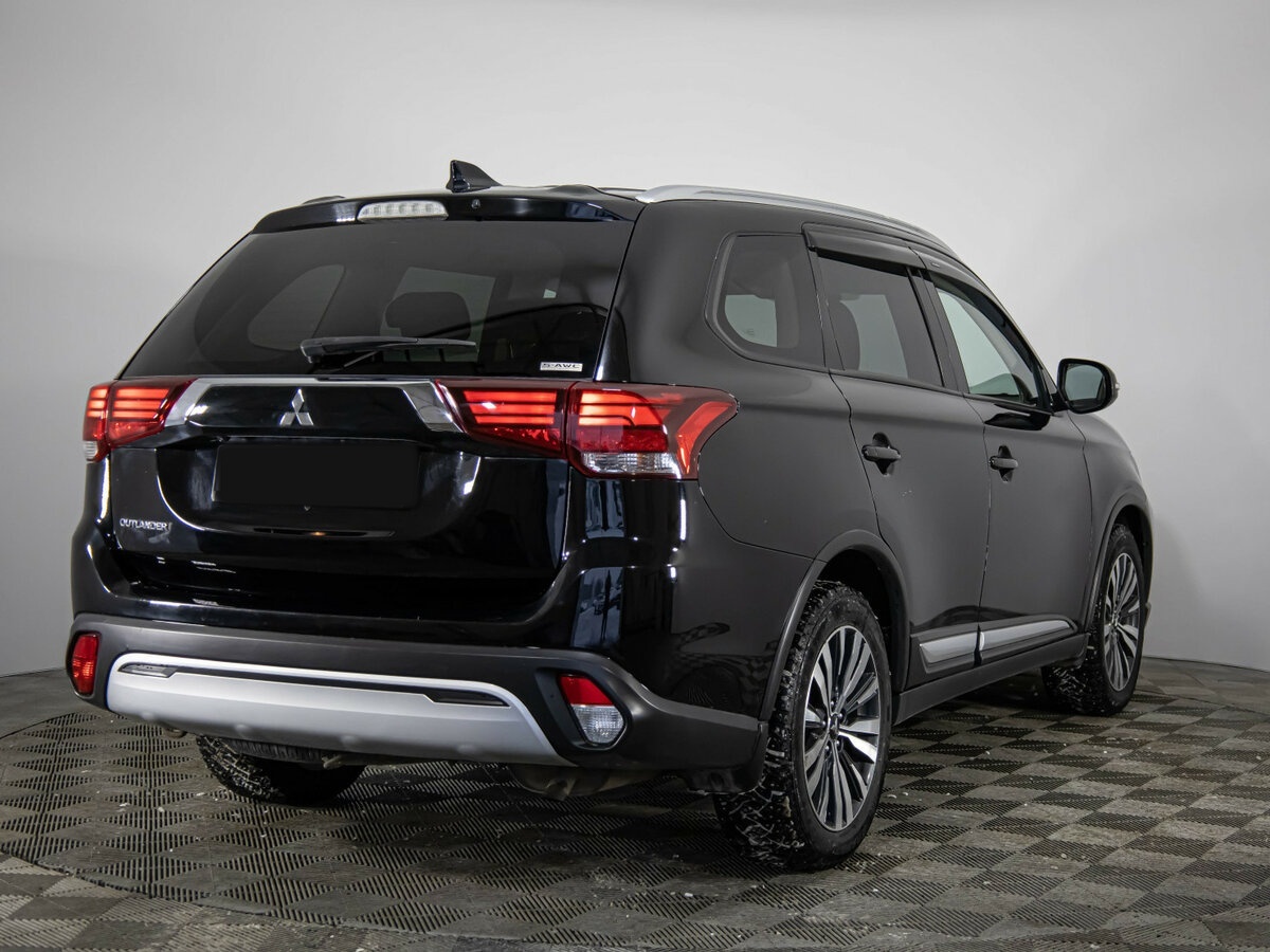 Купить Mitsubishi Outlander III Рестайлинг 3, 2020, 76 905 км, фото №3