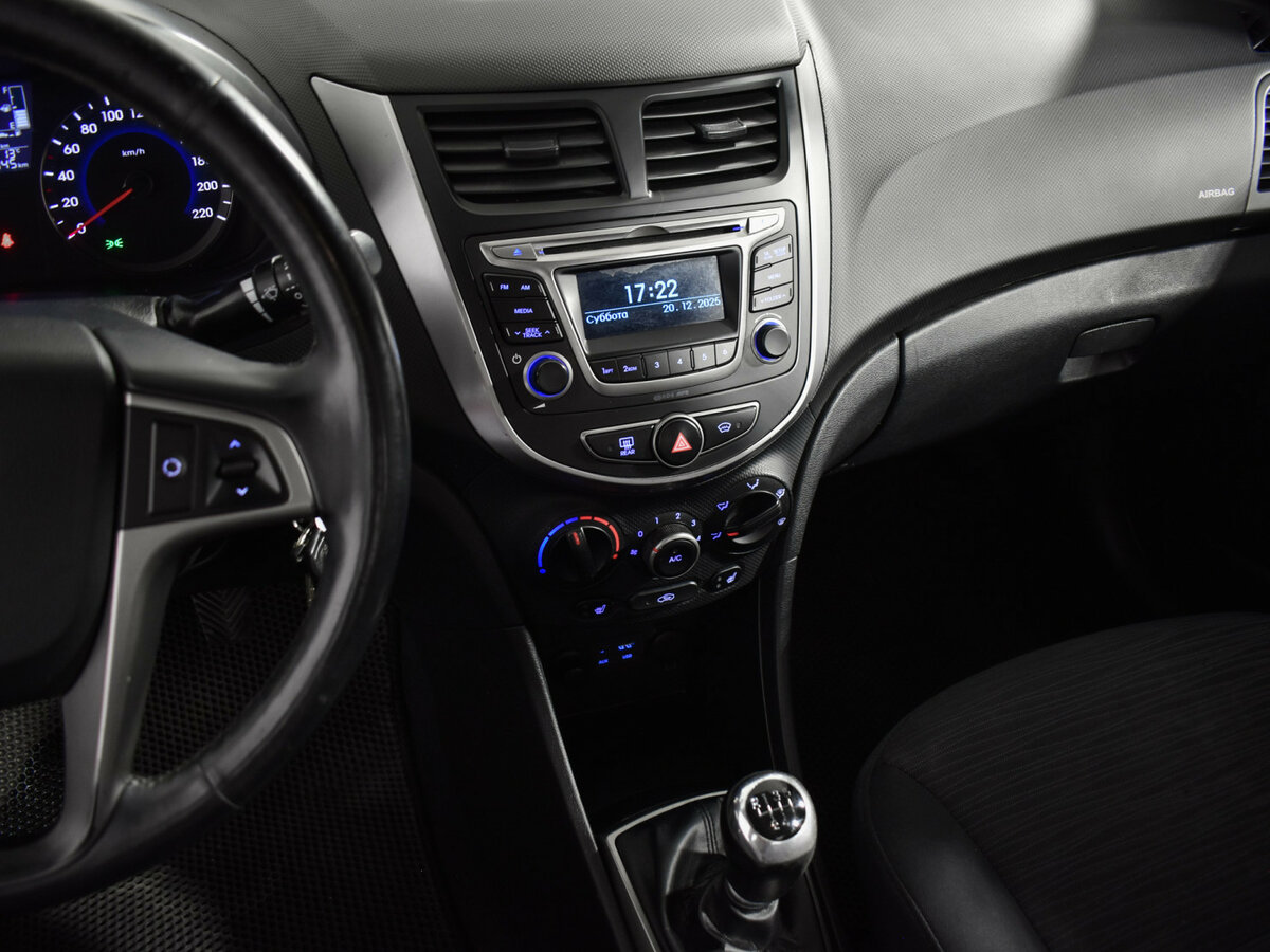 Купить Hyundai Solaris I Рестайлинг, 2016, 147 744 км, фото №18