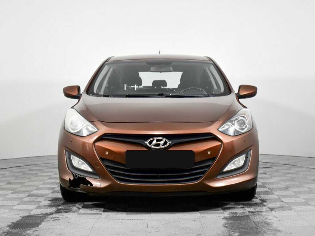 Купить Hyundai i30, 2013, 119 000 км, фото №2