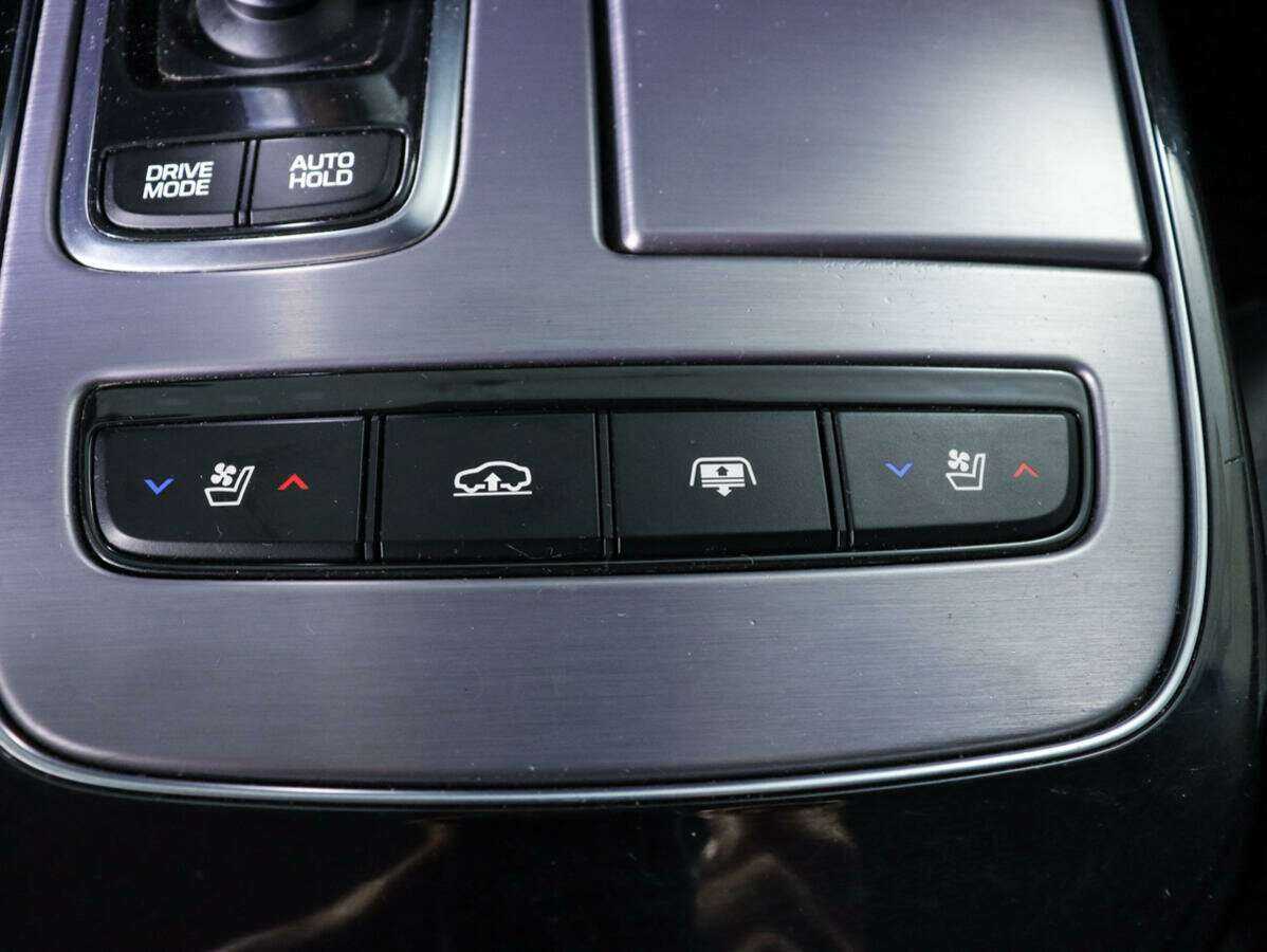 Купить Hyundai Equus, 2014, 185 205 км, фото №23