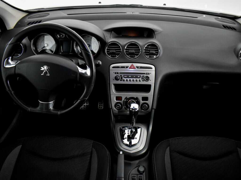 Купить Peugeot 408, 2016, 208 197 км, фото №13