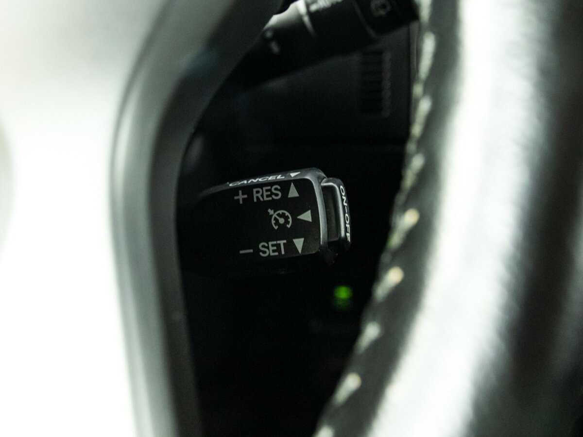 Купить Toyota Land Cruiser Prado, 2014, 202 166 км, фото №19