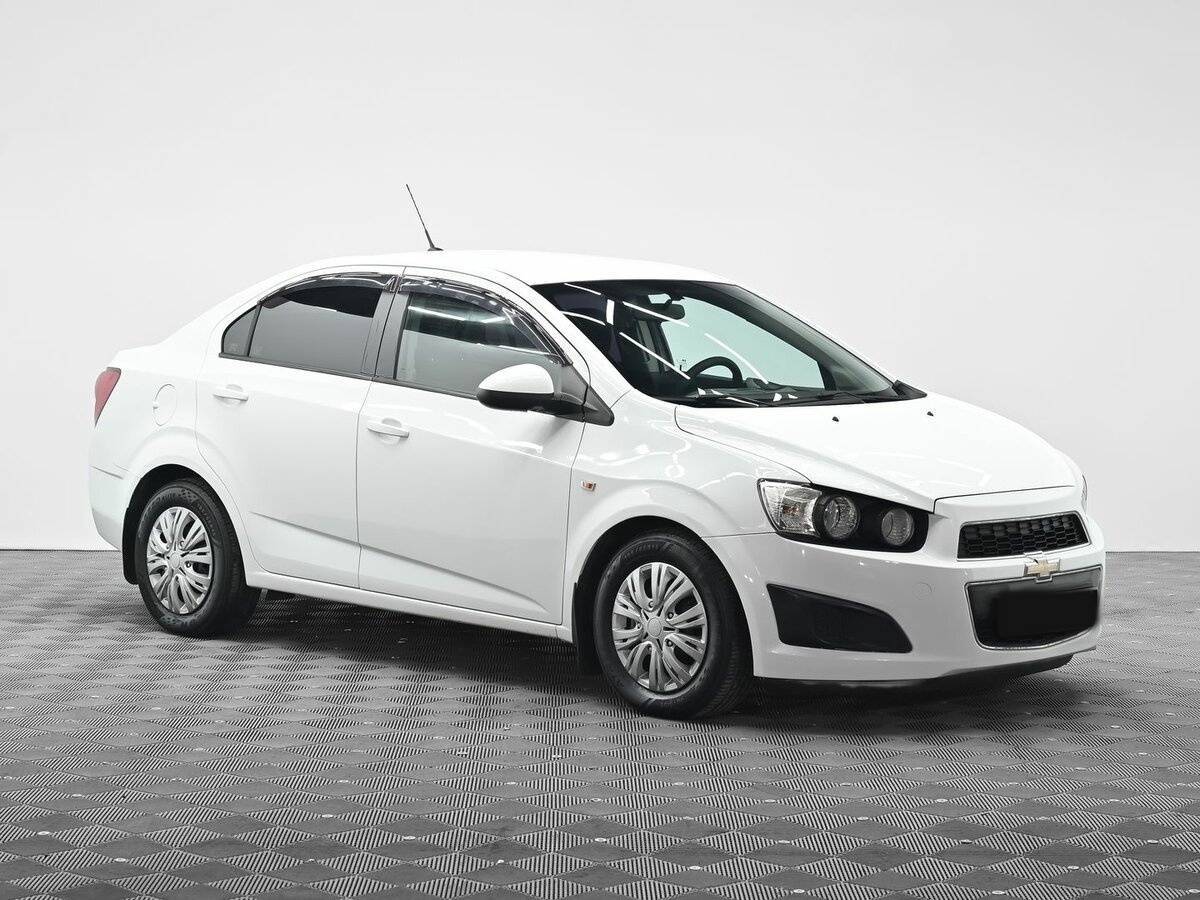Купить Chevrolet Aveo, 2012, 138 000 км, фото №2