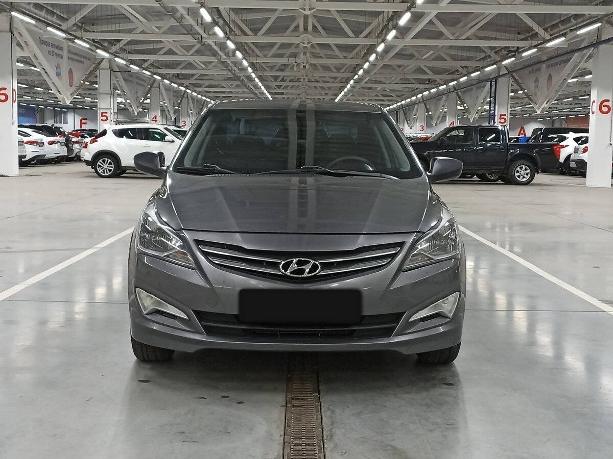 Купить Hyundai Solaris, 2015, 187 815 км, фото №2
