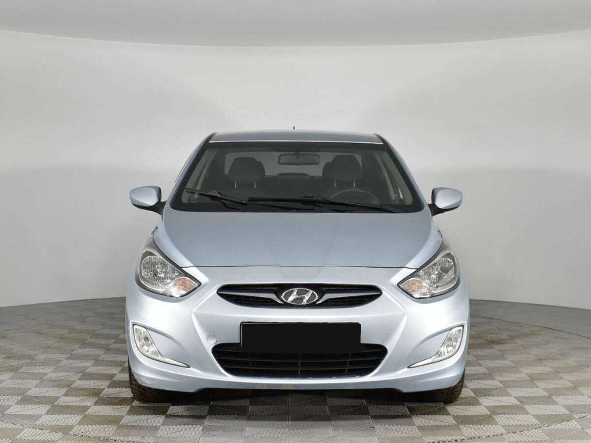 Купить Hyundai Solaris, 2012, 103 331 км, фото №3