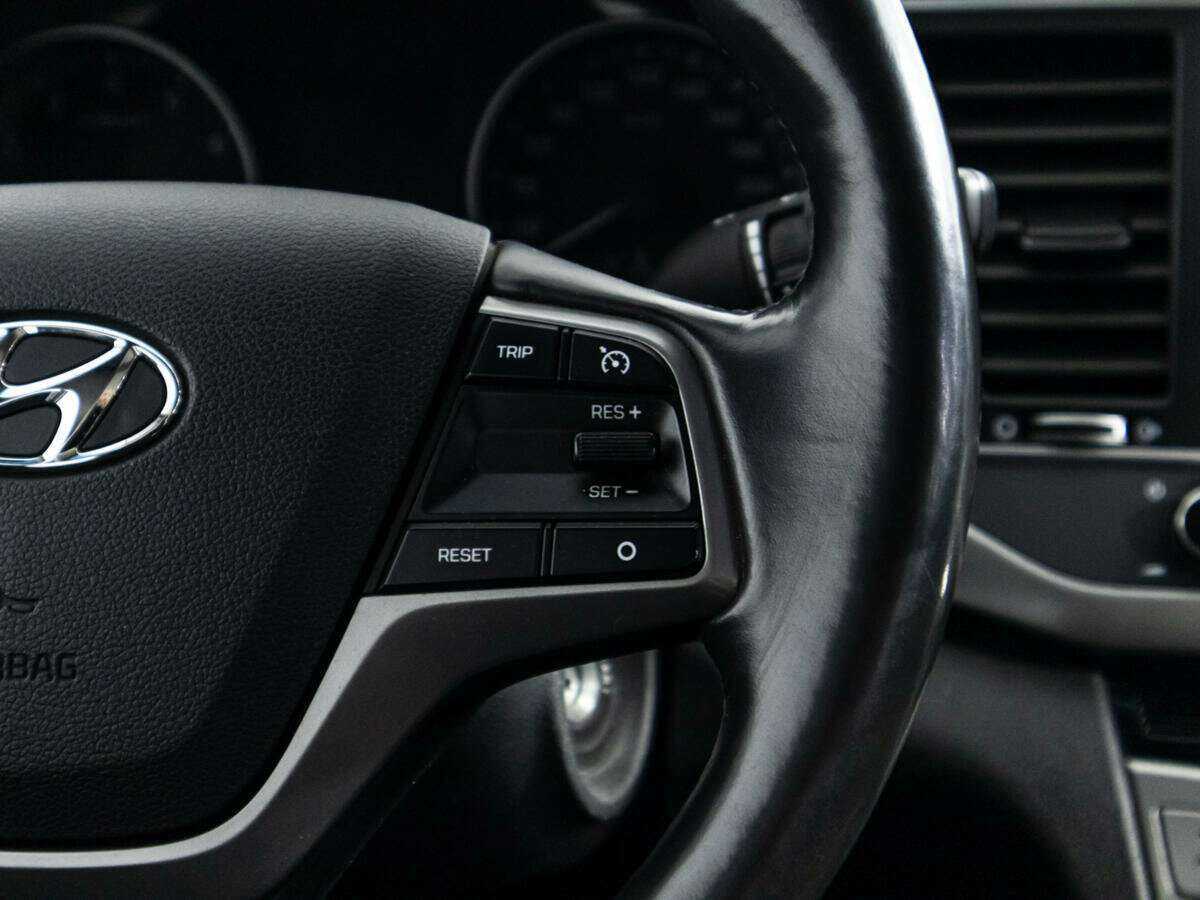 Купить Hyundai Elantra, 2018, 184 612 км, фото №18
