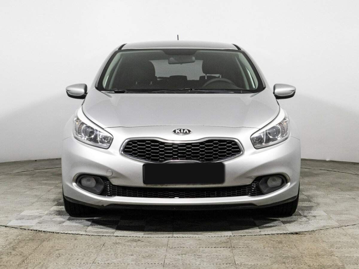 Купить Kia Ceed, 2012, 156 416 км, фото №2