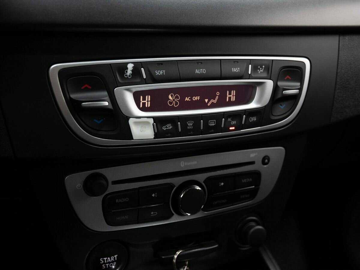 Купить Renault Fluence, 2013, 164 000 км, фото №21