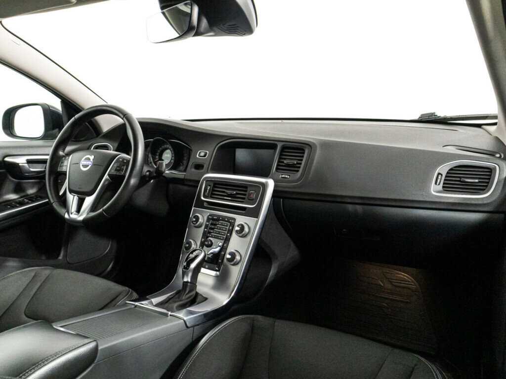 Купить Volvo S60, 2017, 111 050 км, фото №9