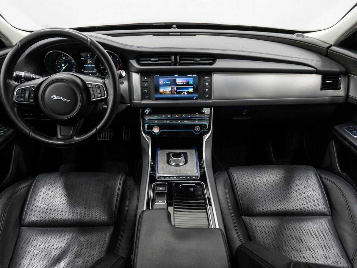 Купить Jaguar XF, 2016, 142 000 км, фото №11