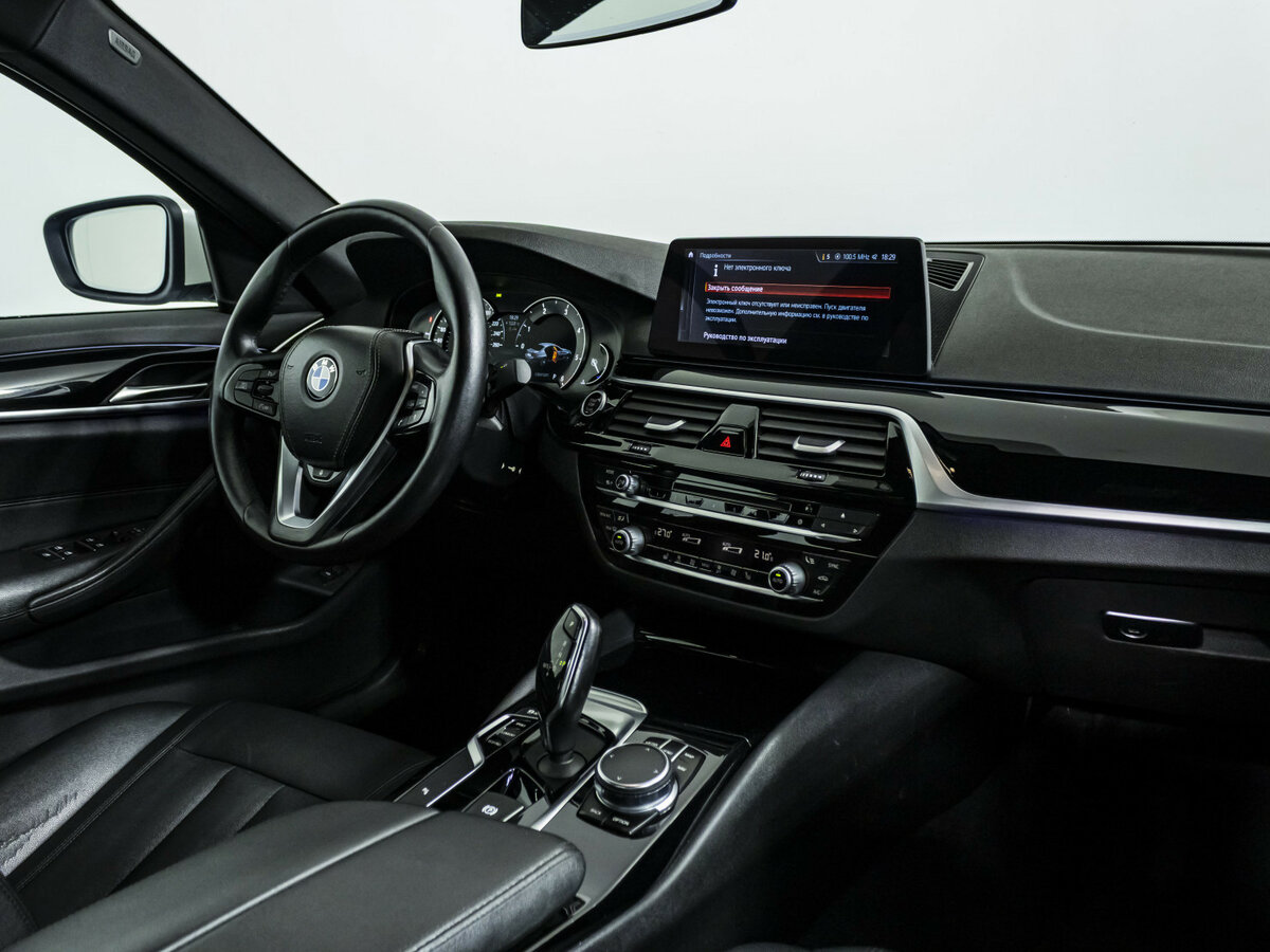 Купить BMW 5 серии 520d VII (G30/G31/G38), 2017, 122 000 км, фото №8