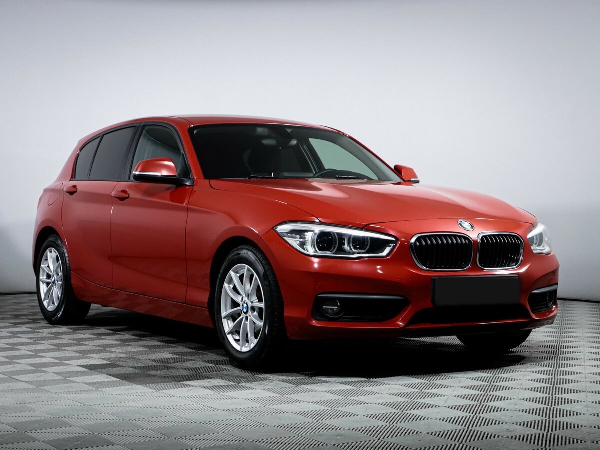 Купить BMW 1 серии 118i II (F20/F21) Рестайлинг 2, 2018, 100 500 км, фото №3
