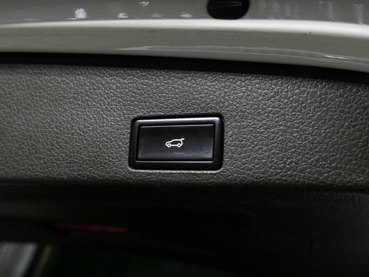 Купить Volkswagen Touareg, 2013, 198 000 км, фото №16