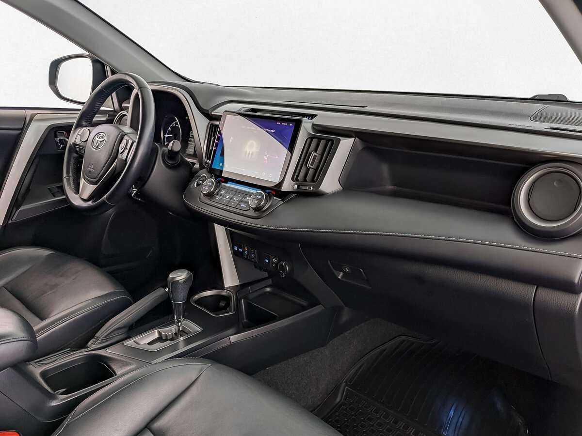 Купить Toyota RAV4, 2017, 118 000 км, фото №9