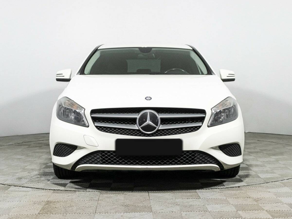 Купить Mercedes-Benz A-Класс 180 III (W176), 2013, 208 692 км, фото №2
