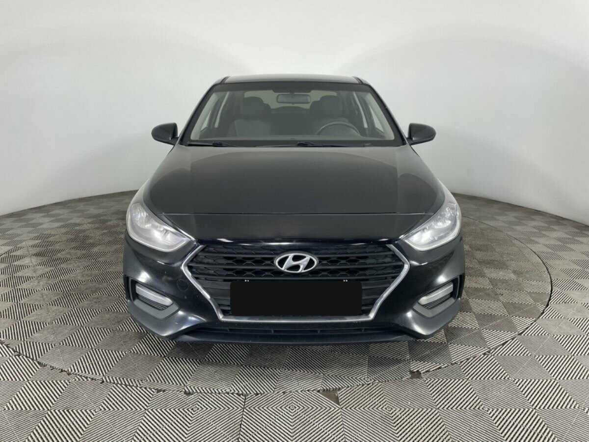 Купить Hyundai Solaris, 2017, 215 449 км, фото №2