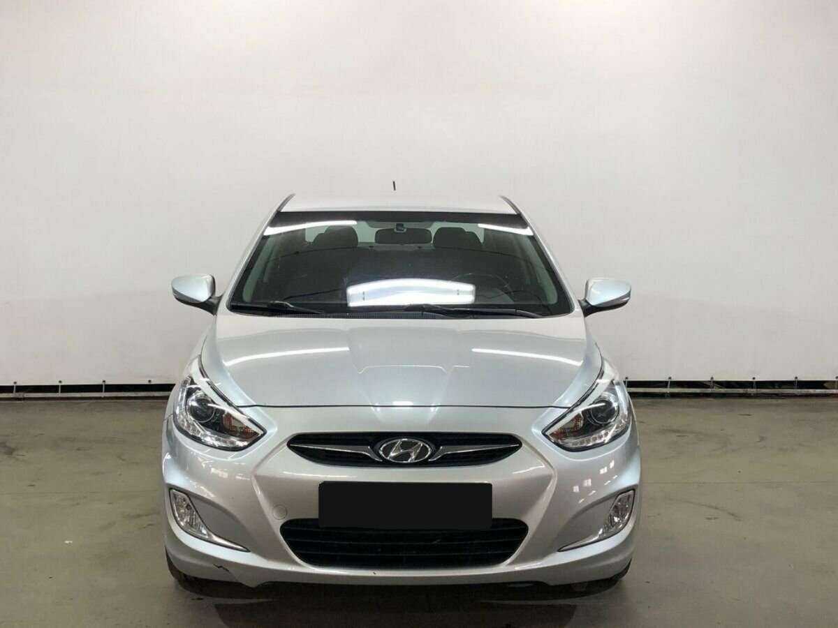 Купить Hyundai Solaris, 2014, 96 200 км, фото №2