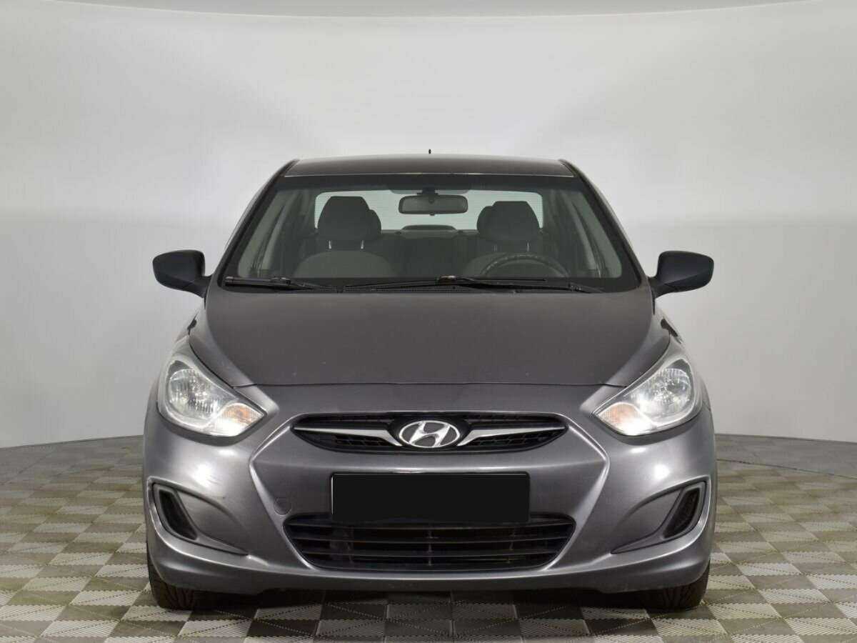 Купить Hyundai Solaris, 2013, 253 888 км, фото №3
