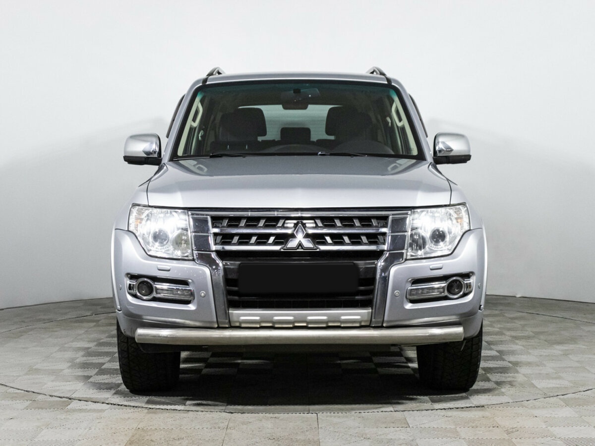 Купить Mitsubishi Pajero IV Рестайлинг 2, 2015, 107 291 км, фото №2