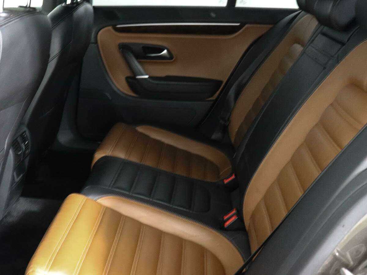 Купить Volkswagen Passat CC, 2012, 123 000 км, фото №9