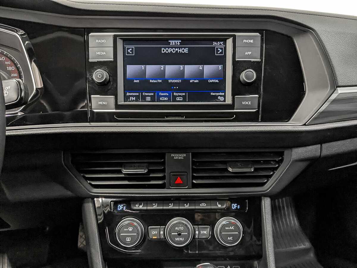 Купить Volkswagen Jetta, 2020, 56 253 км, фото №17