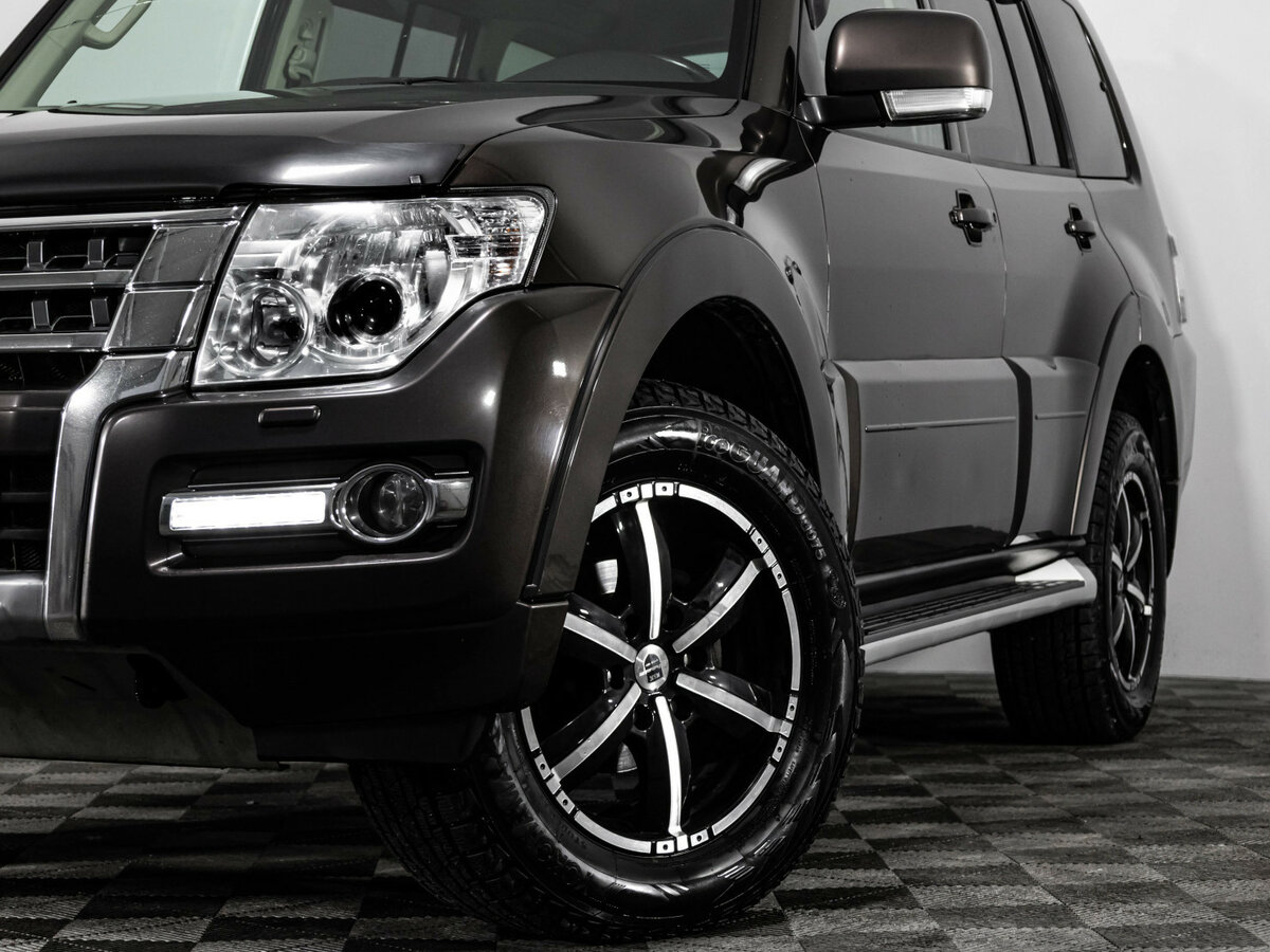 Купить Mitsubishi Pajero IV Рестайлинг 2, 2017, 110 534 км, фото №2