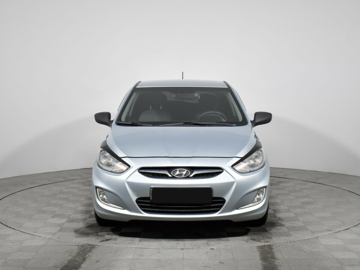 Купить Hyundai Solaris I, 2014, 238 000 км, фото №2