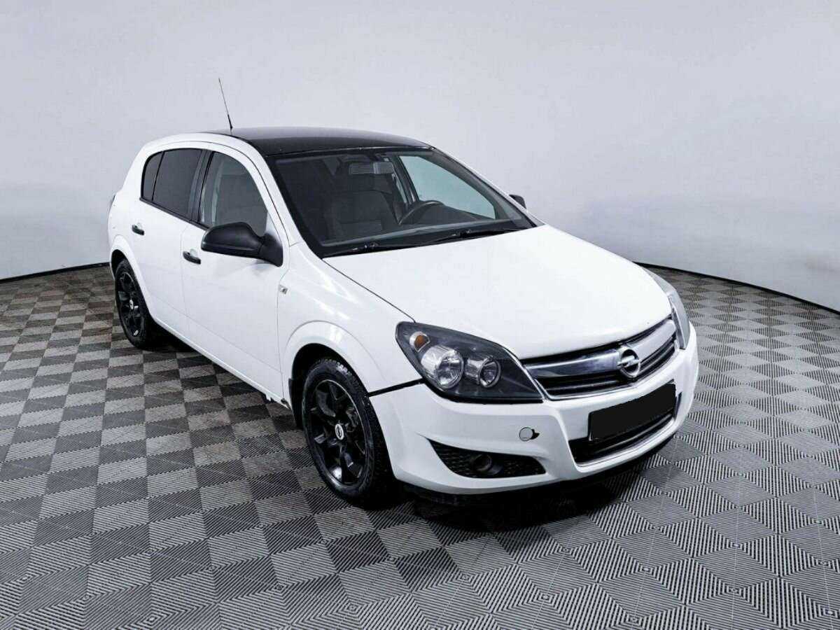 Купить Opel Astra, 2012, 210 557 км, фото №3