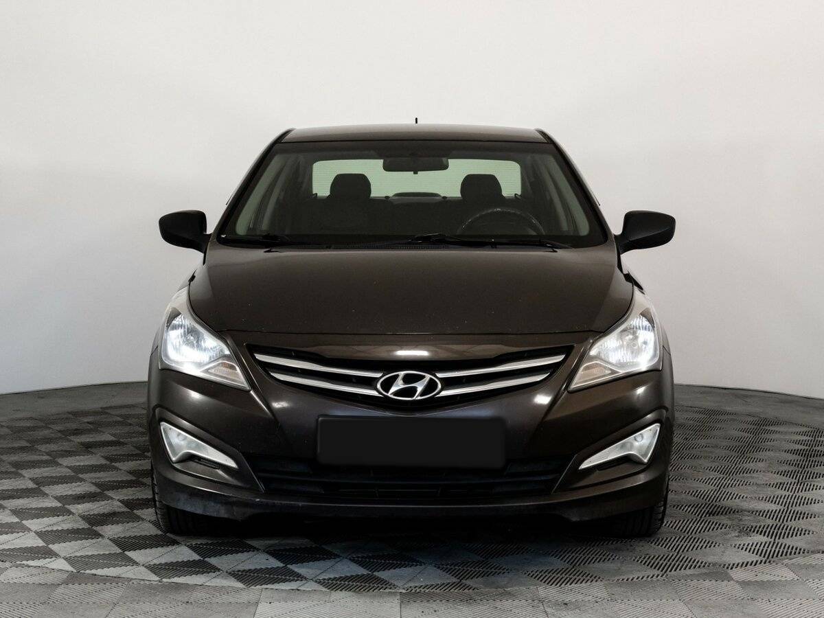 Купить Hyundai Solaris, 2016, 252 626 км, фото №2