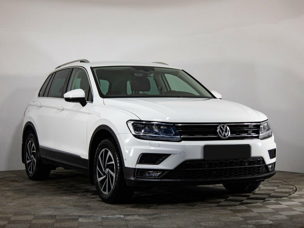 Купить Volkswagen Tiguan II, 2018, 45 750 км, фото №3
