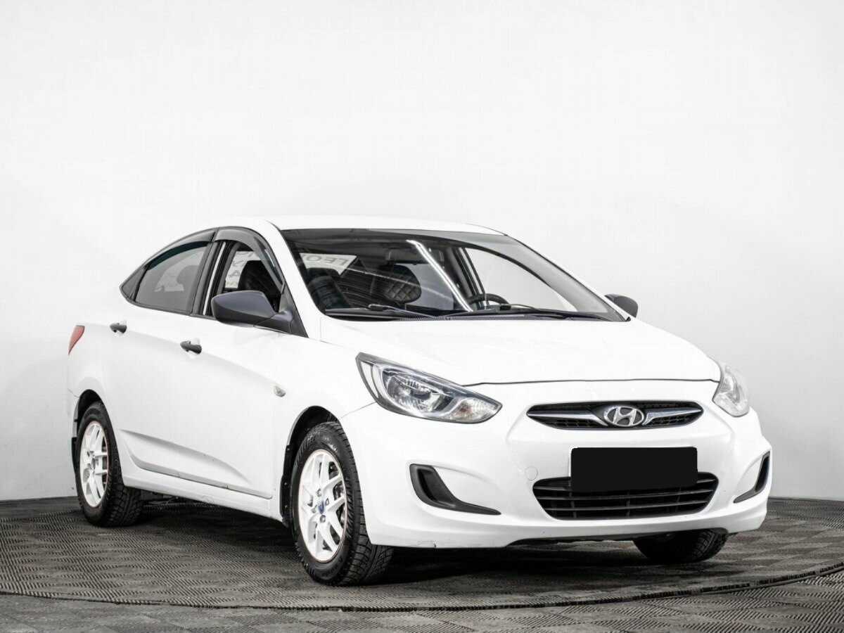 Купить Hyundai Solaris, 2013, 350 000 км, фото №3