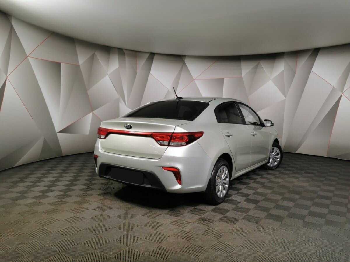 Купить Kia Rio, 2018, 293 216 км, фото №2