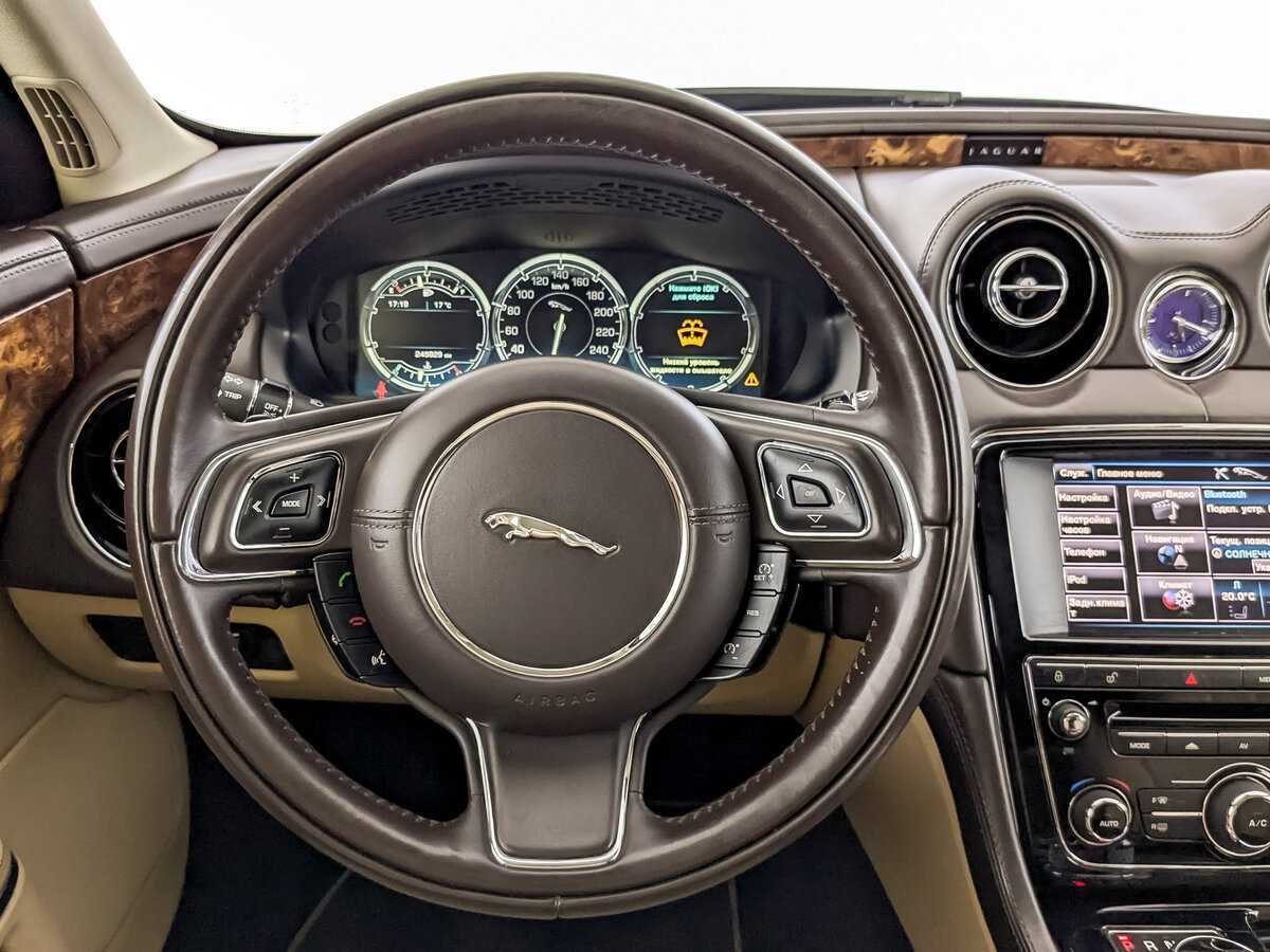 Купить Jaguar XJ, 2012, 245 927 км, фото №20