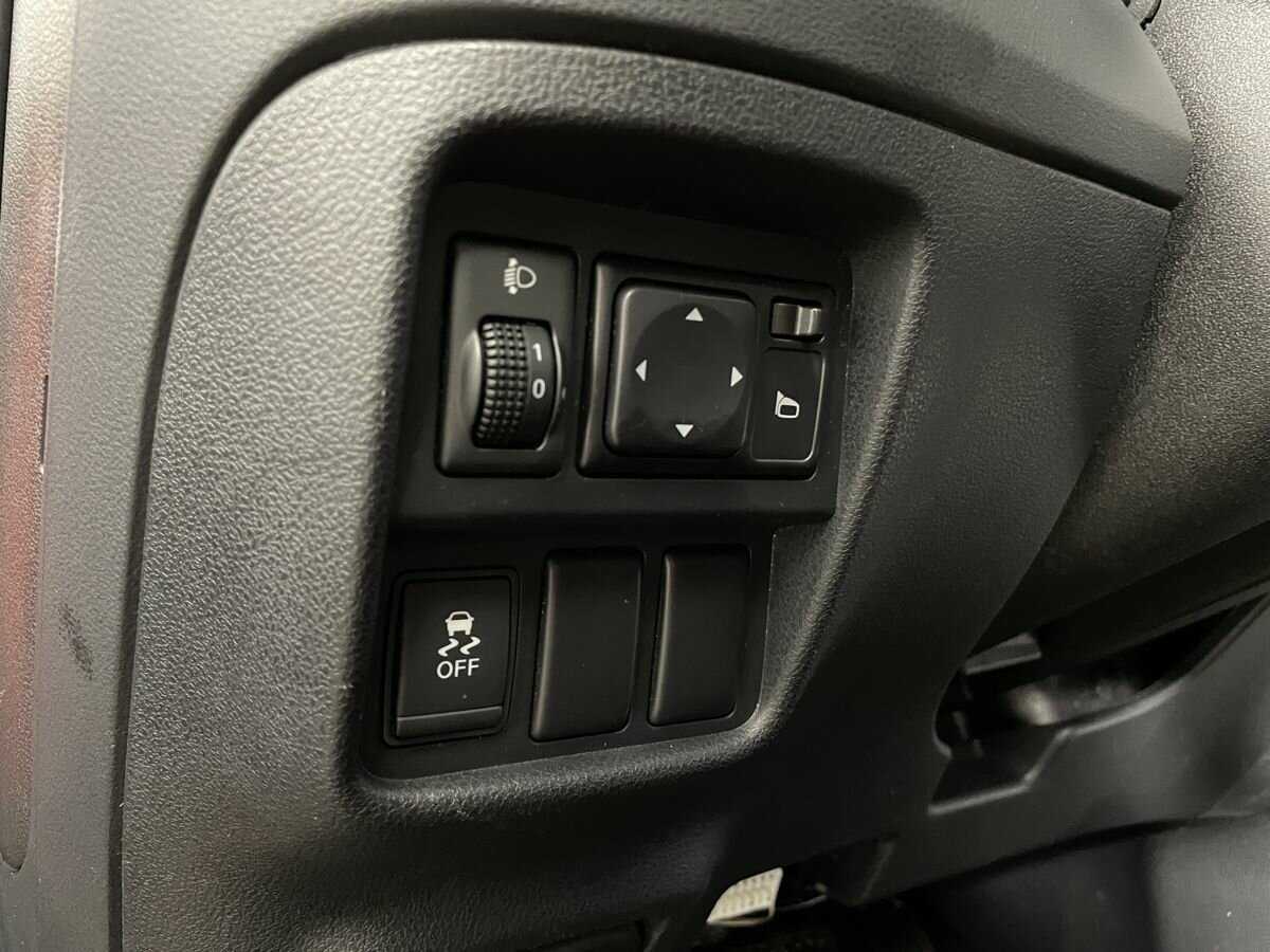 Купить Nissan Juke, 2014, 176 000 км, фото №9