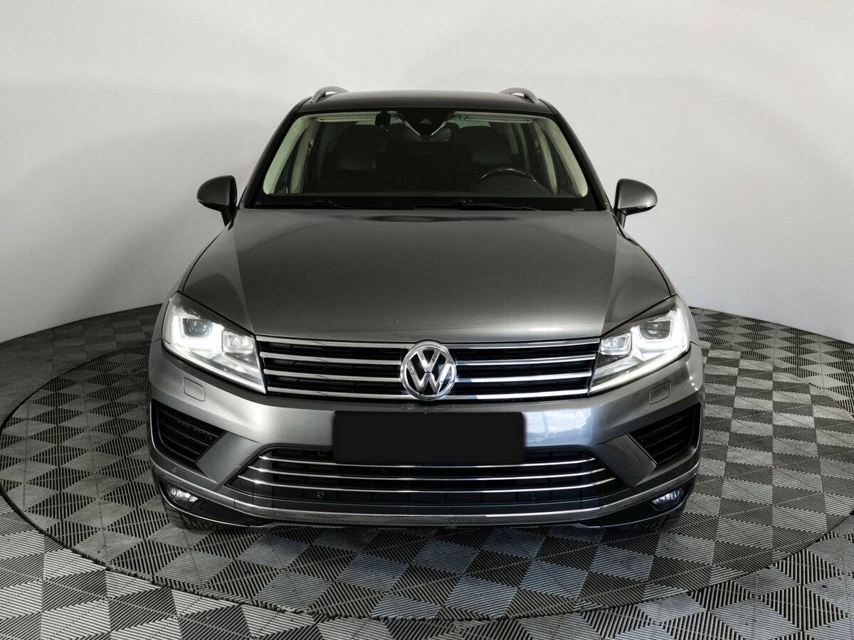 Купить Volkswagen Touareg, 2016, 177 353 км, фото №2