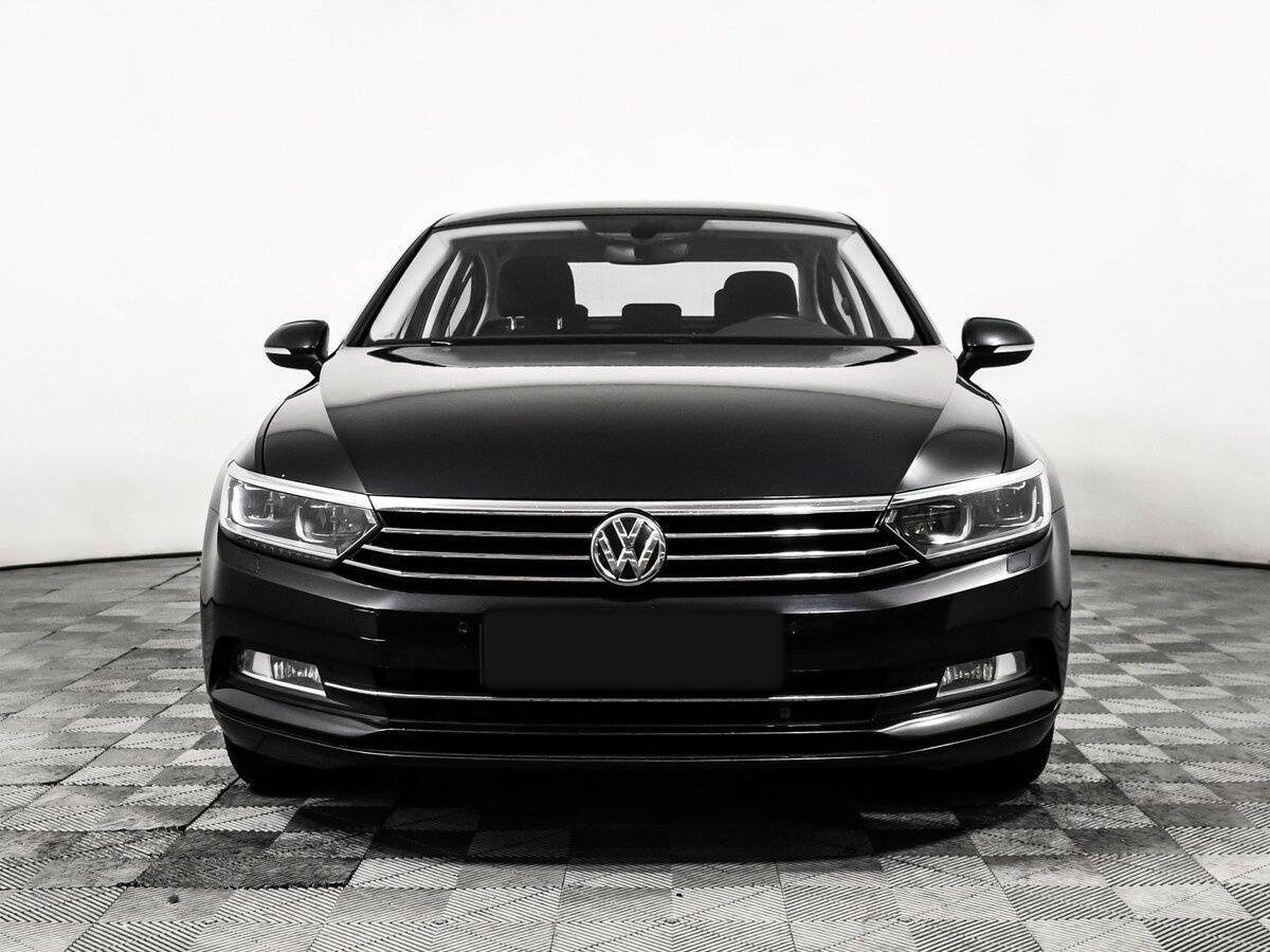 Купить Volkswagen Passat, 2018, 99 000 км, фото №2