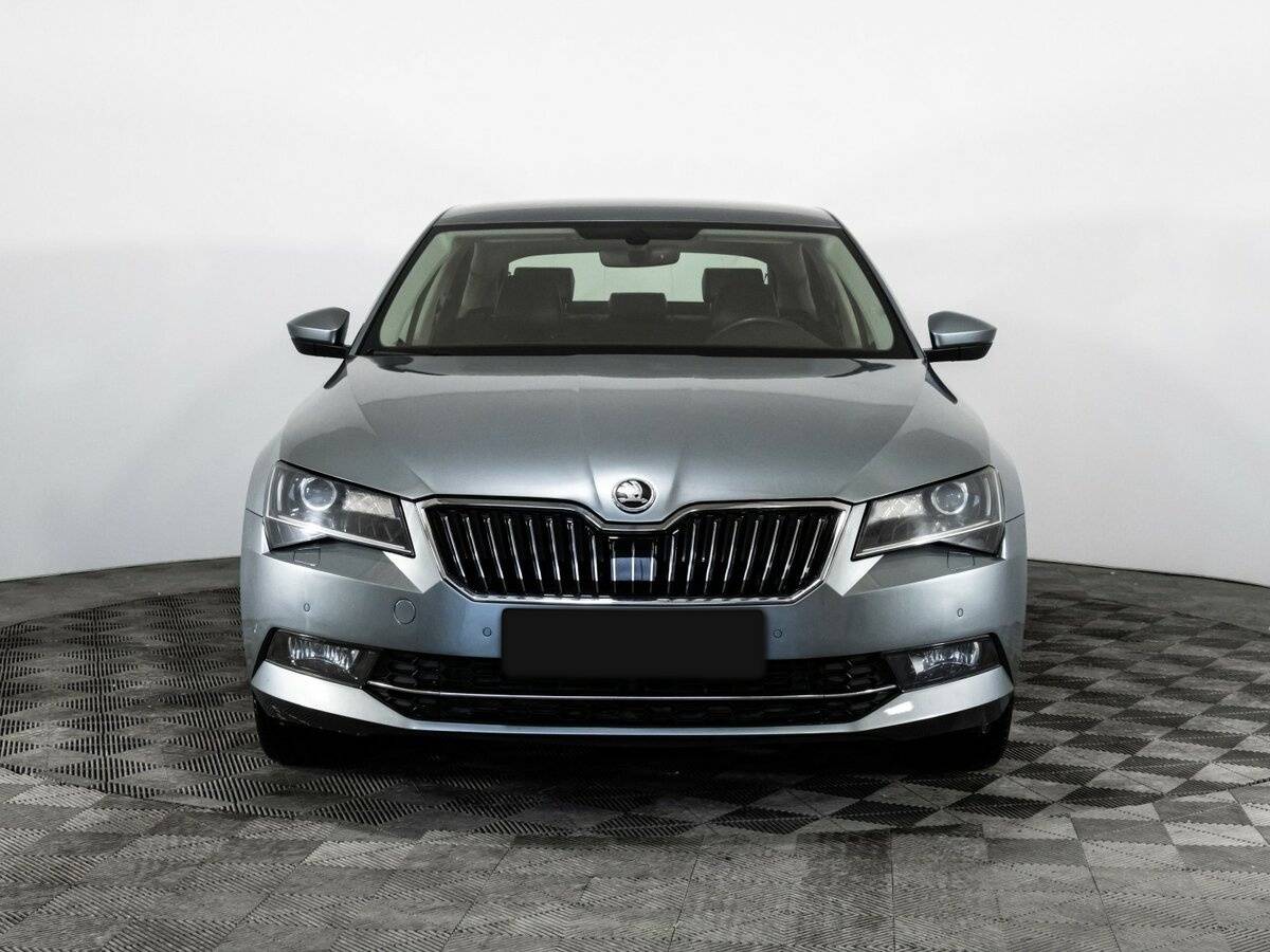 Купить Skoda Superb, 2017, 108 411 км, фото №2