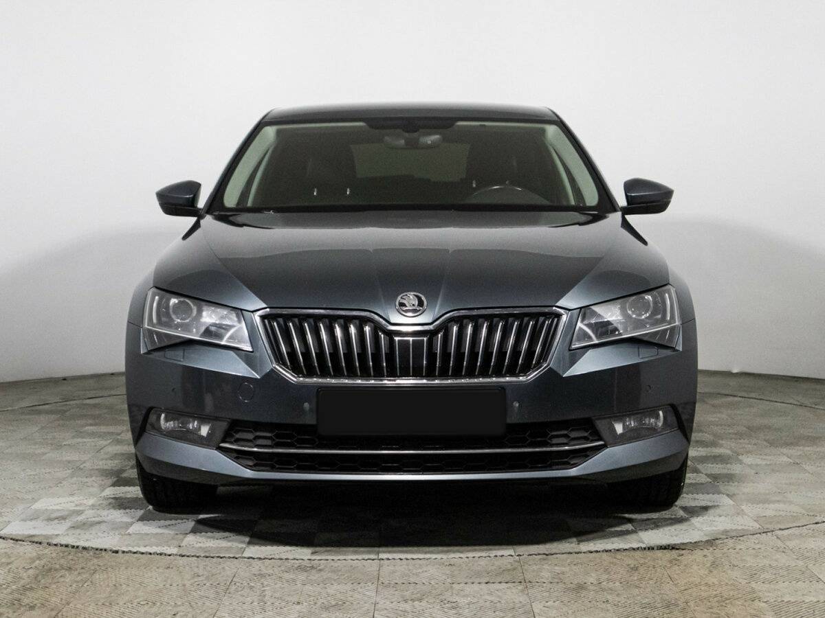 Купить Skoda Superb, 2018, 97 607 км, фото №2