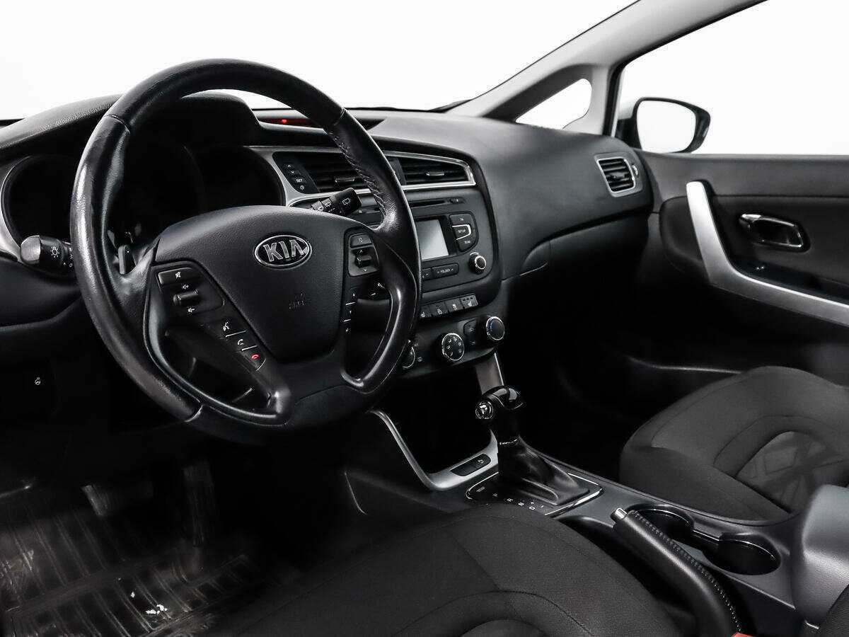 Купить Kia Ceed, 2016, 60 104 км, фото №9