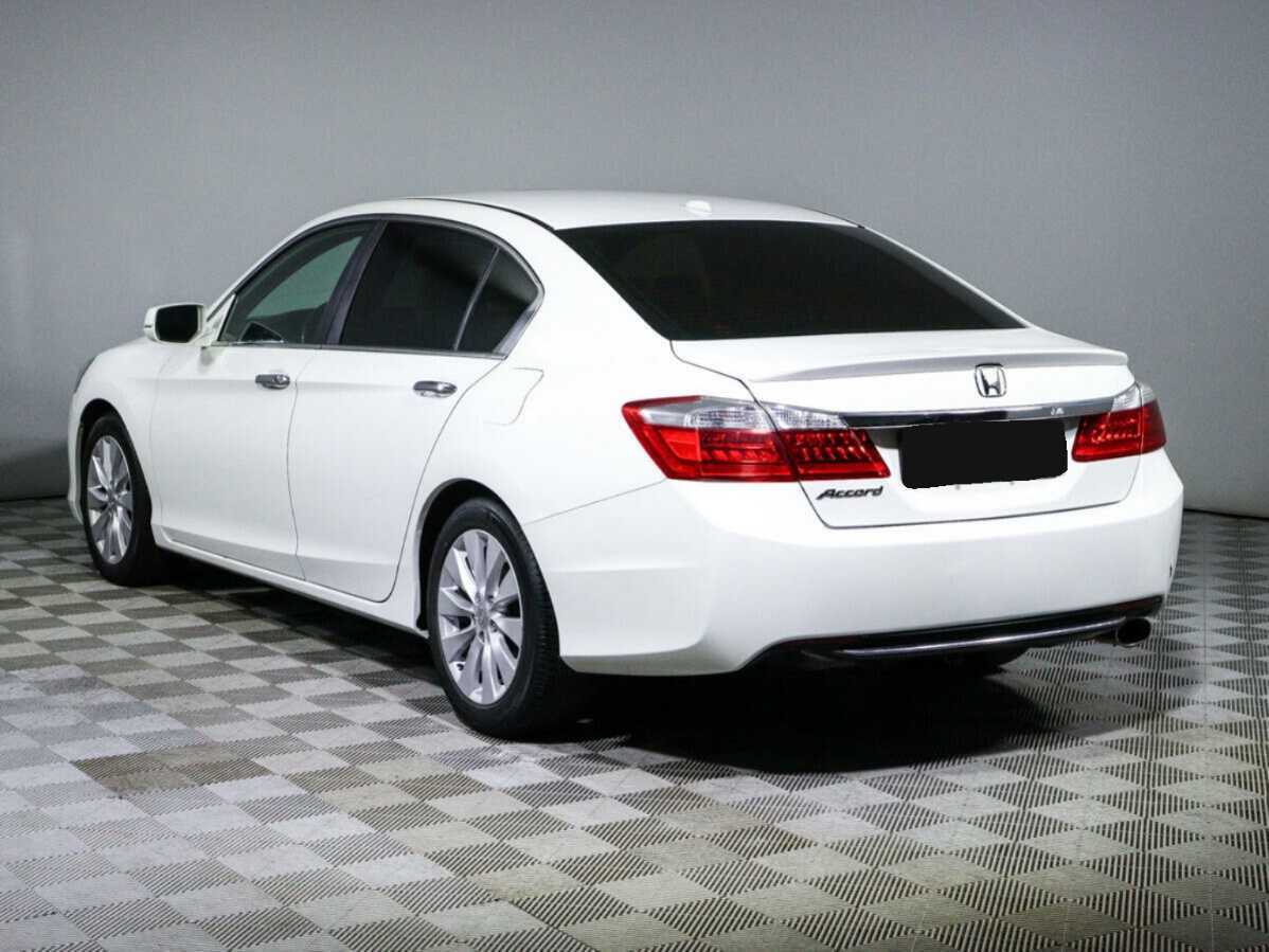 Купить Honda Accord, 2012, 78 435 км, фото №6