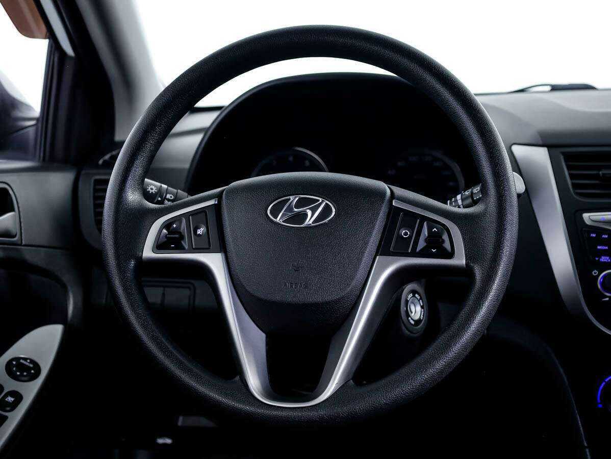 Купить Hyundai Solaris, 2015, 84 753 км, фото №20
