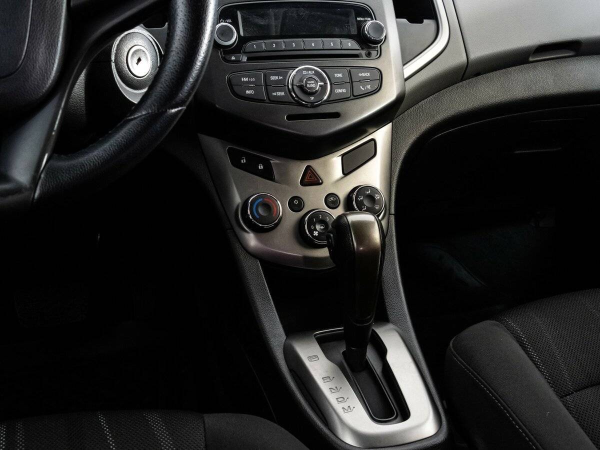 Купить Chevrolet Aveo, 2015, 97 810 км, фото №10