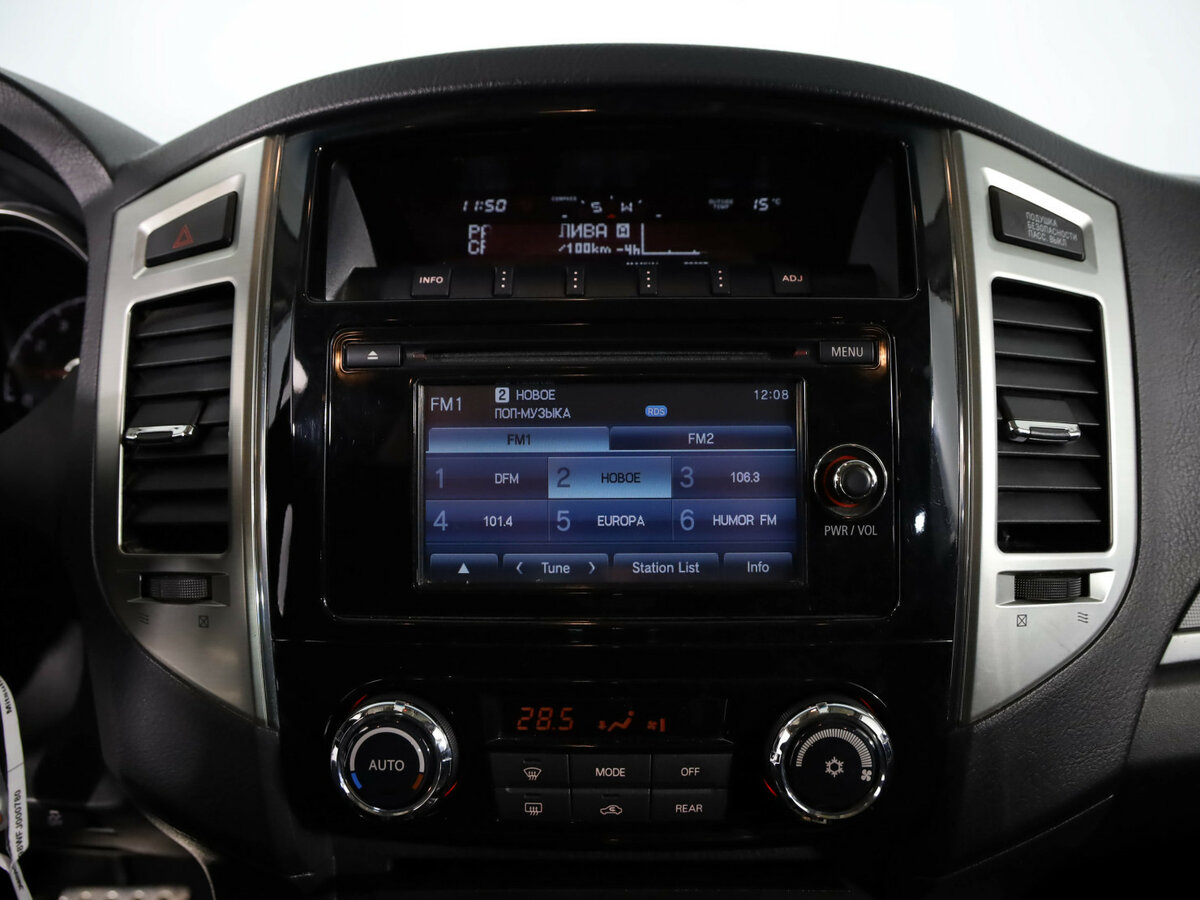 Купить Mitsubishi Pajero IV Рестайлинг 2, 2015, 157 000 км, фото №14