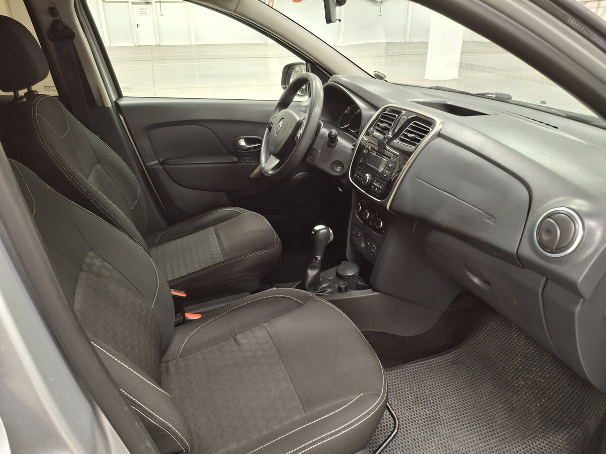 Купить Renault Logan II, 2015, 139 627 км, фото №11