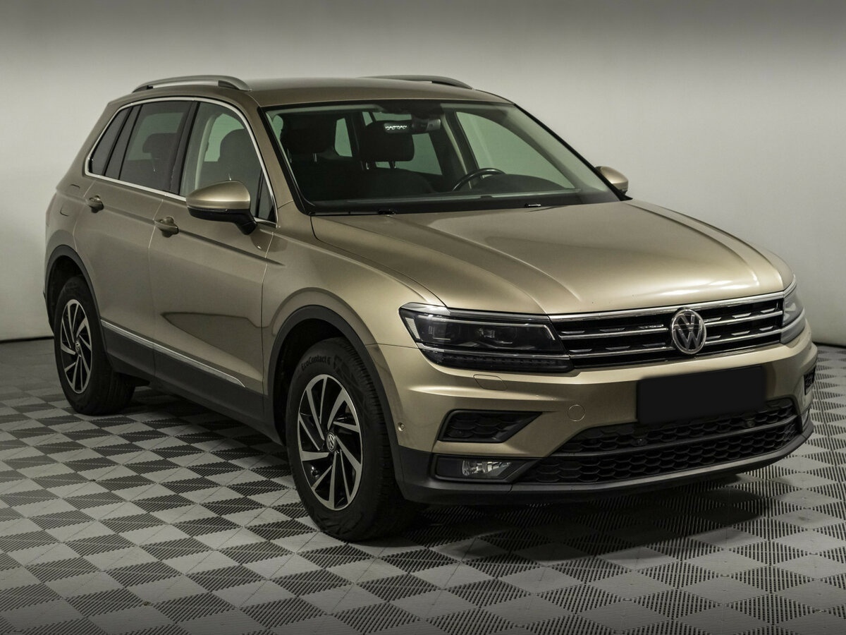 Купить Volkswagen Tiguan II, 2018, 131 218 км, фото №3