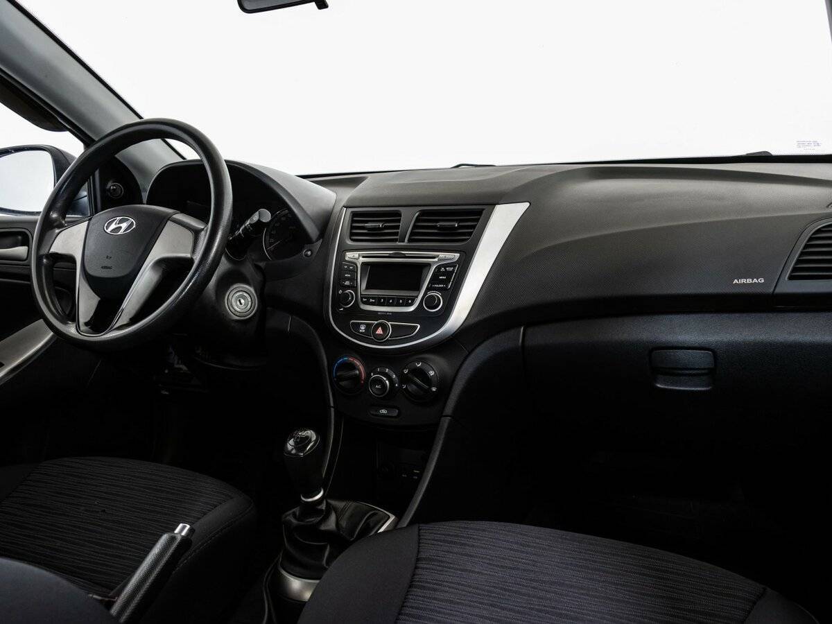 Купить Hyundai Solaris, 2016, 252 626 км, фото №7