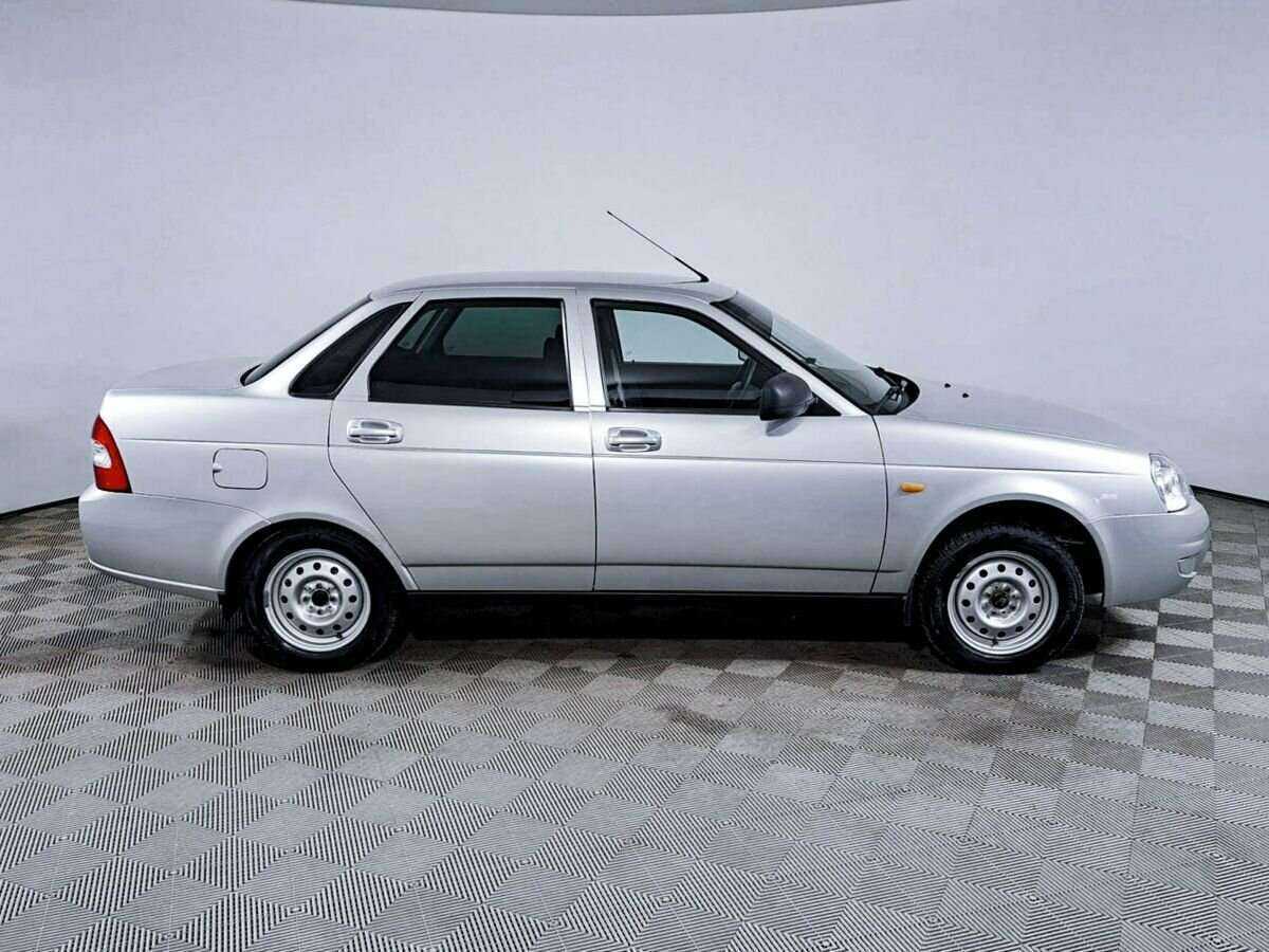 Купить Lada (ВАЗ) Priora, 2017, 84 267 км, фото №4
