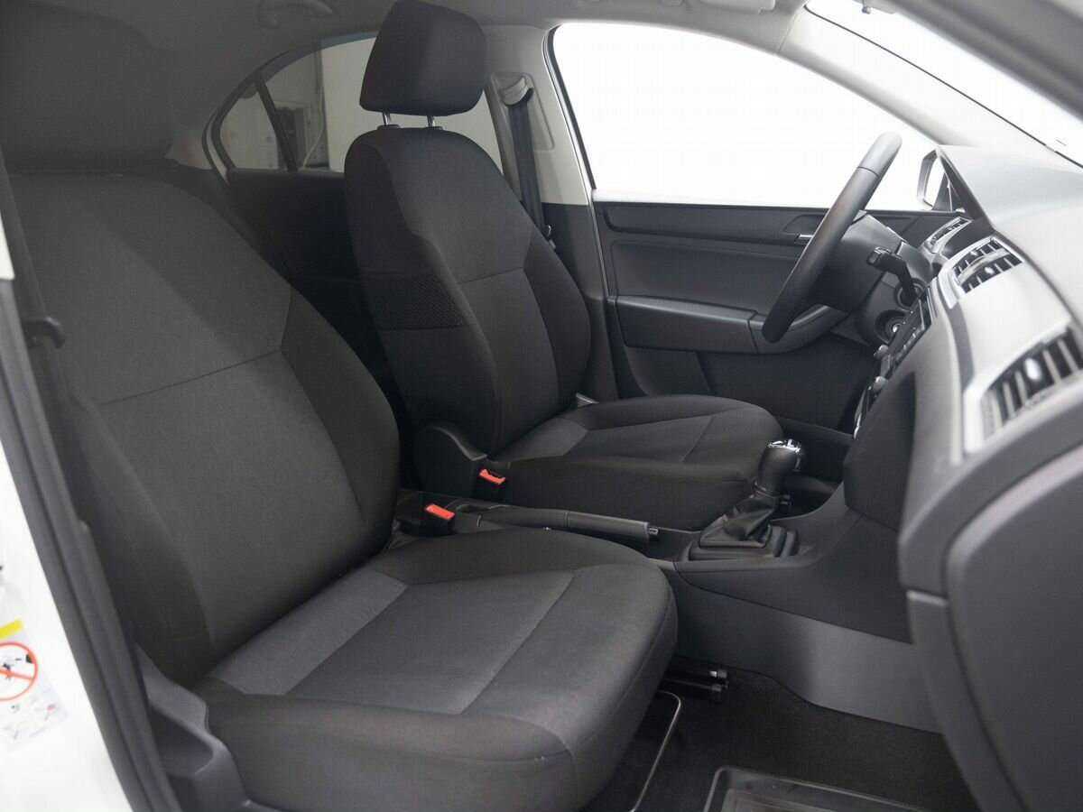 Купить Skoda Rapid, 2017, 68 800 км, фото №12