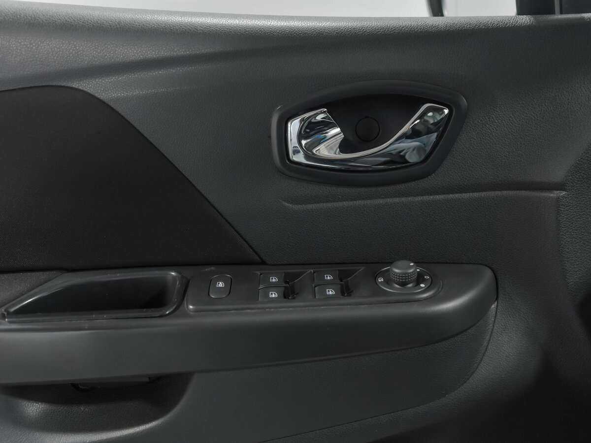 Купить Renault Kaptur, 2016, 224 953 км, фото №11