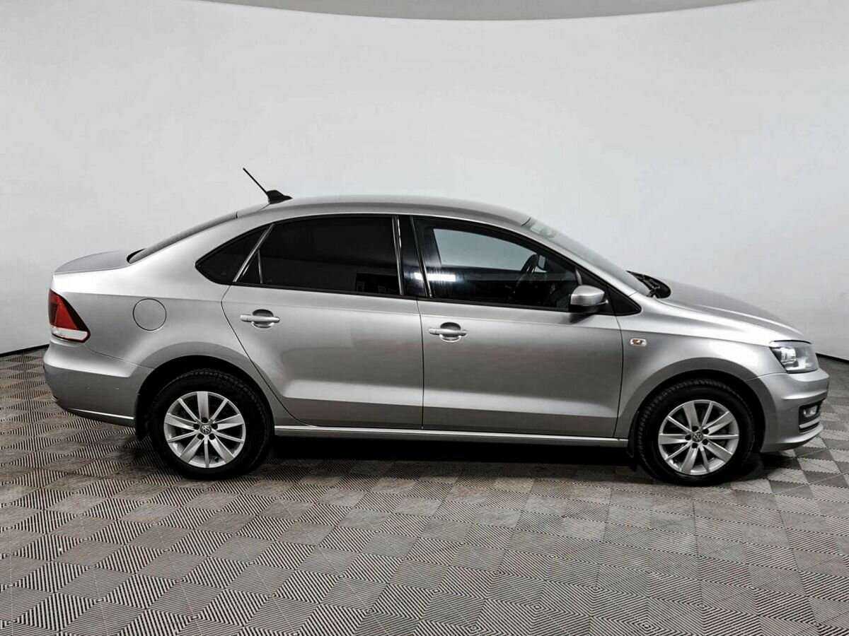 Купить Volkswagen Polo, 2017, 160 000 км, фото №4